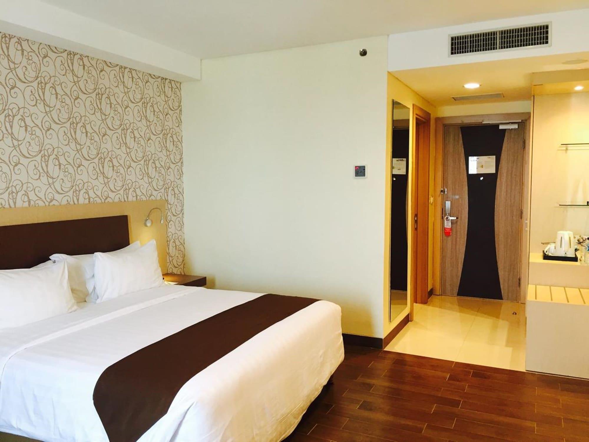 BW Suite Belitung Tanjung Pandan Exterior foto