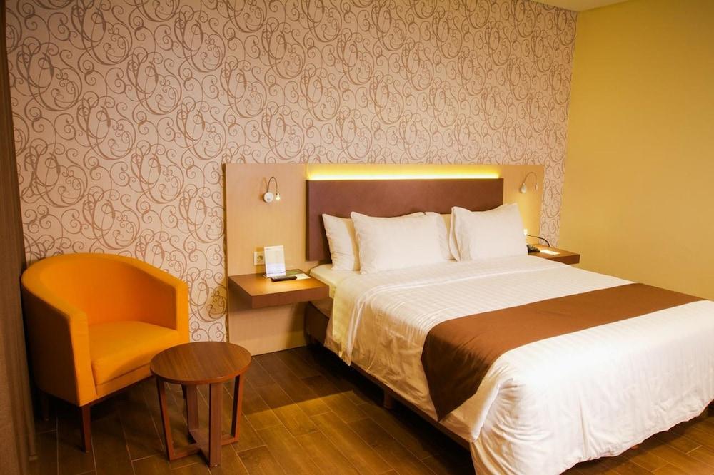 BW Suite Belitung Tanjung Pandan Exterior foto